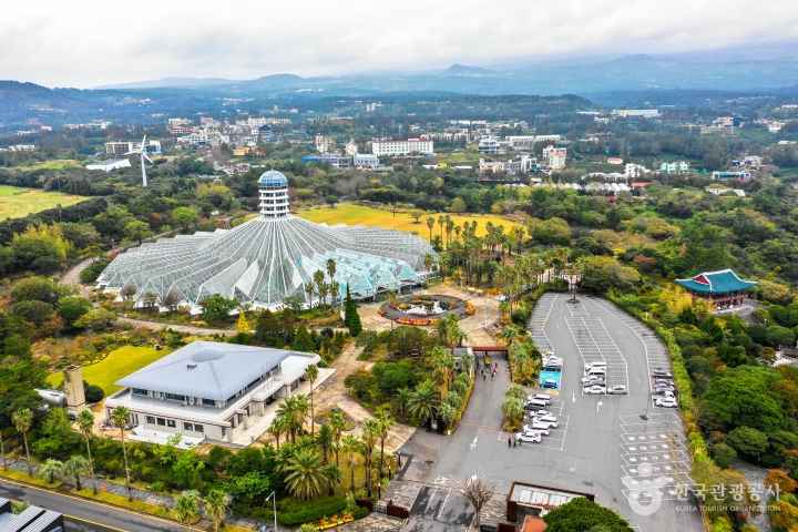 Yeomiji Botanical Garden (Jeju)