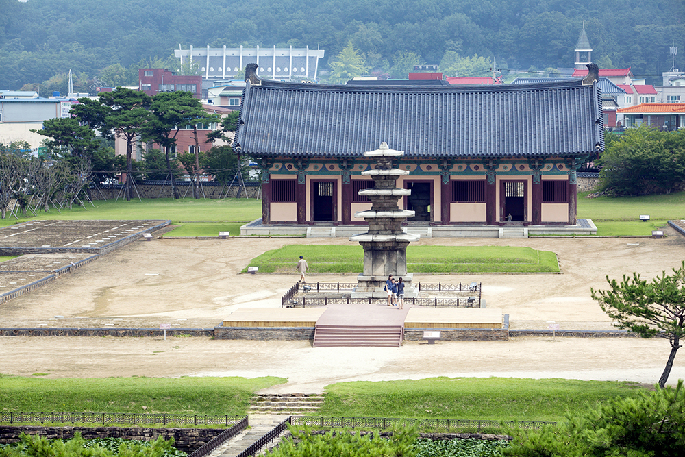 Jeongnimsaji shrine & five-storied stone pagoda