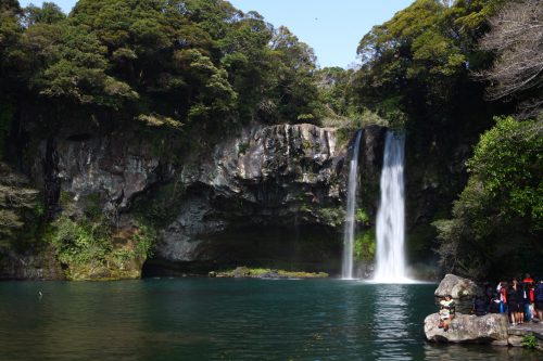 Cheonjiyeon falls