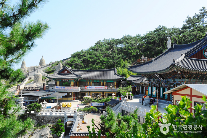 Храм Haedong Yonggungsa