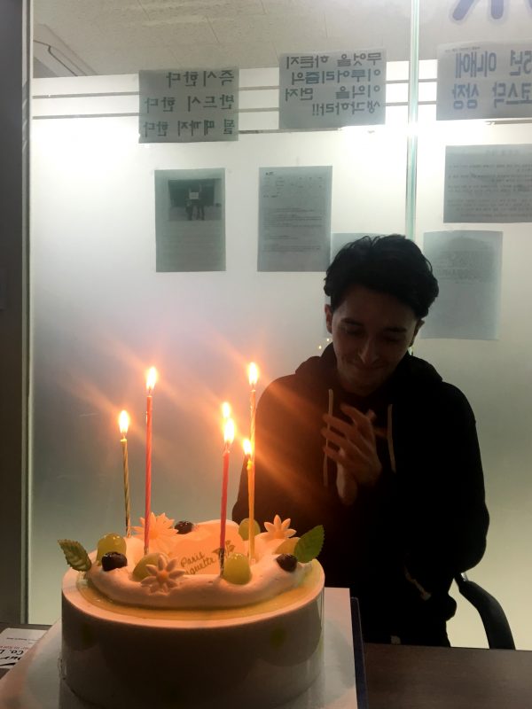 День рождения французского служащего Кевина