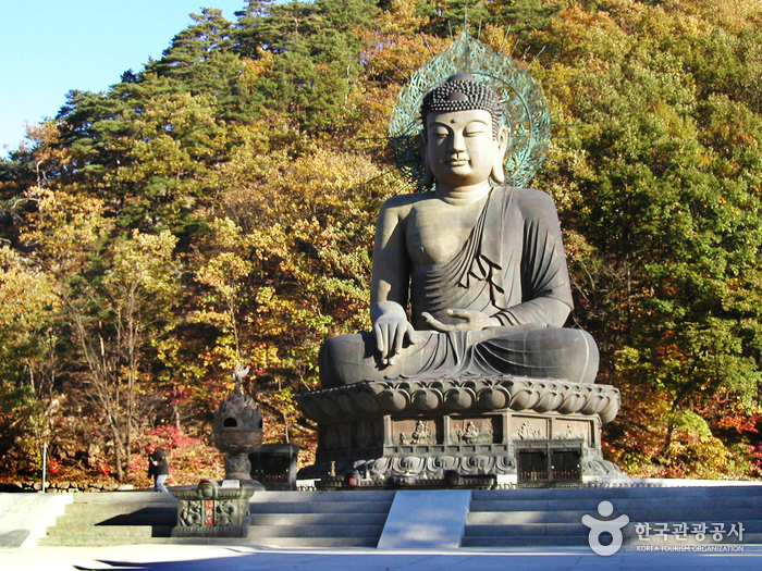 Sinheungsa Temple (Seoraksan) - Etourism