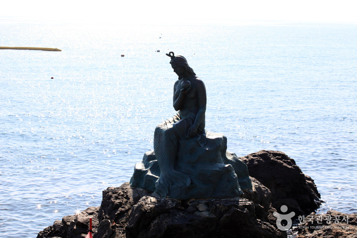 Остров Хэундэ Тонбэксом