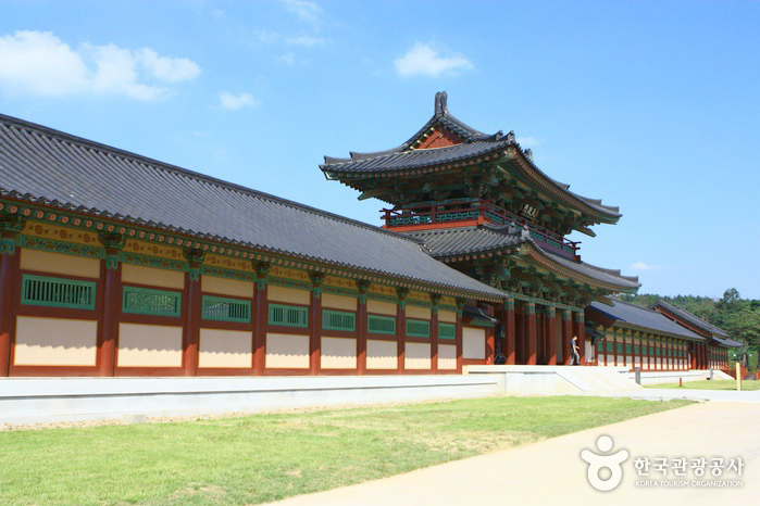Baekje Cultural Land
