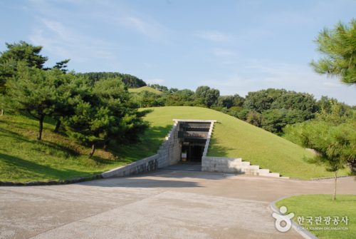 Royal tomb of King Muryeong