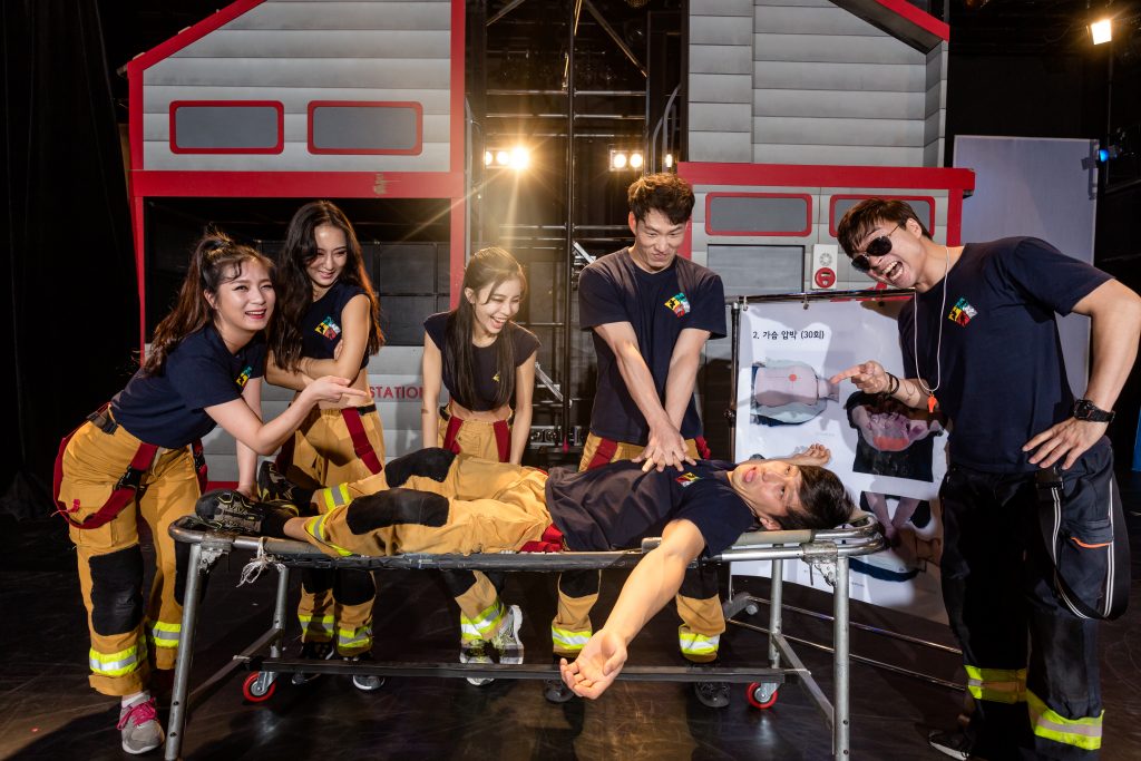 Fireman show ticket | Comical and acrobatic non verbal performance