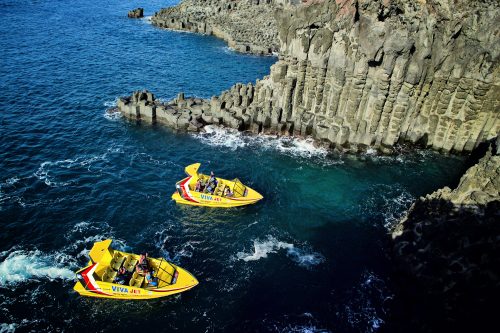 Jet boat pacific land