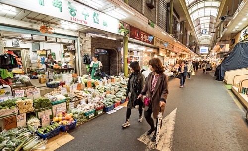 Exploring Traditional Markets in Seoul - Mangwon Market