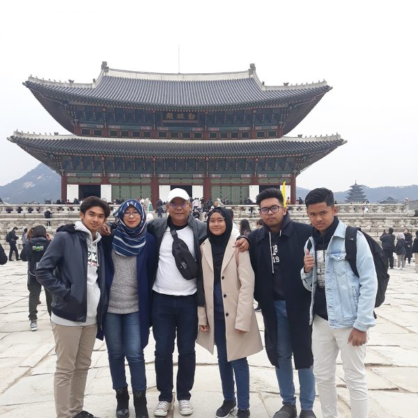 03/24-27 Korea Travel from Malaysia Family