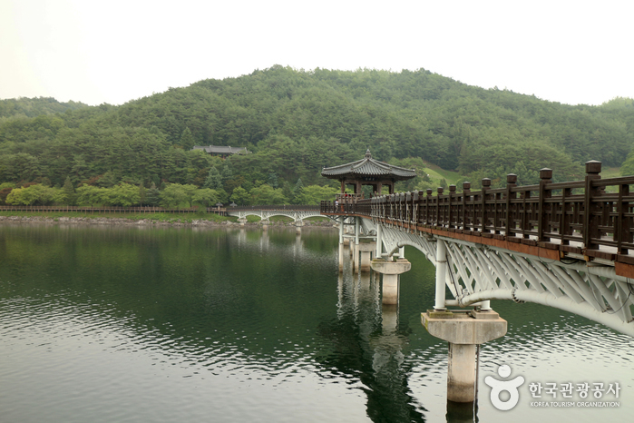 Woryeonggyo Bridge