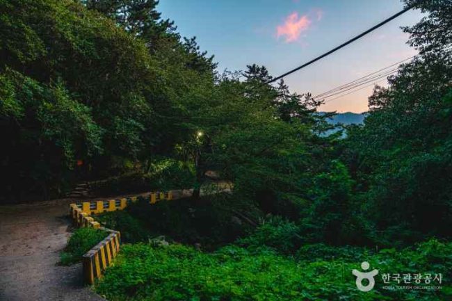 Seokbulsa temple Seokbulsa temple