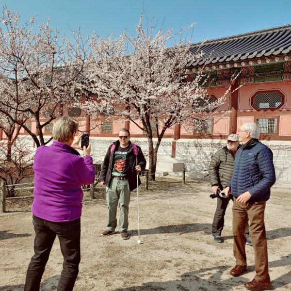 04/02-12 Korea Private Tour from United Kingdom