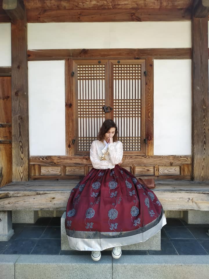 Han Style Traditional Korean Cooking and Hanbok Experience in