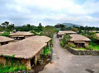 Seongeup folk village