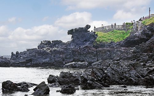 Yongduam Rock (Dragon Head Rock)