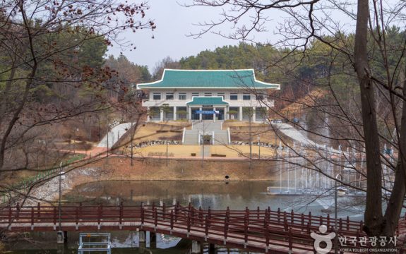 Cheongnamdae Presidential Villa 1
