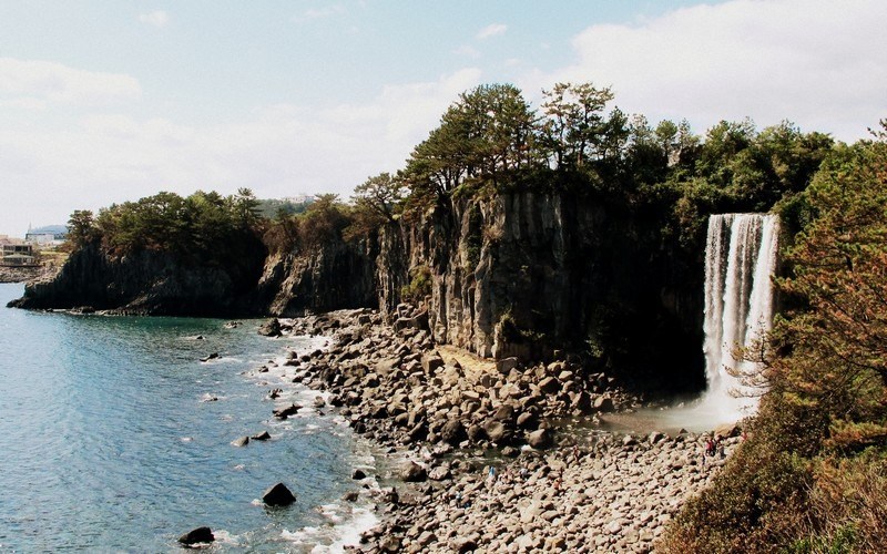 Jeongbang Waterfall