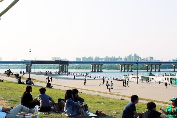 Seoul Han River 1