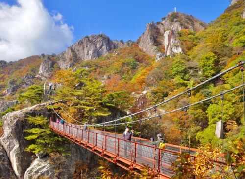 Daedunsan Geumgang Gureum Bridge