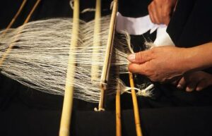 Weaving of Mosi